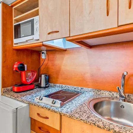 Unique 3-3 Apart Otel