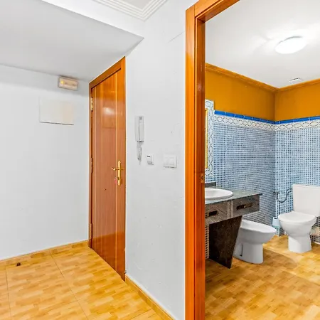 Unique 3-3 Apart Otel