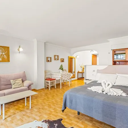 Unique 3-3 Aparthotel Torrevieja